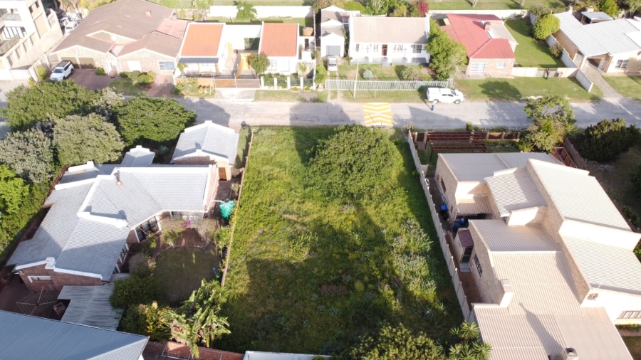 0 Bedroom Property for Sale in Wavecrest Eastern Cape